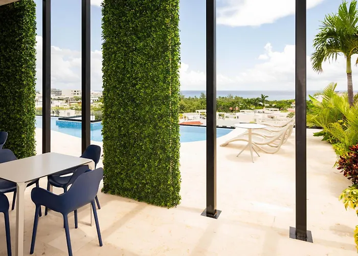 Menesse Liltowm Rooftop Con Vista Al Mar